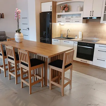 Przy Jeziorku Magistrackim *